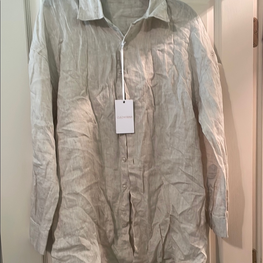 NWT Cleo Harper natural Button Down Shirt